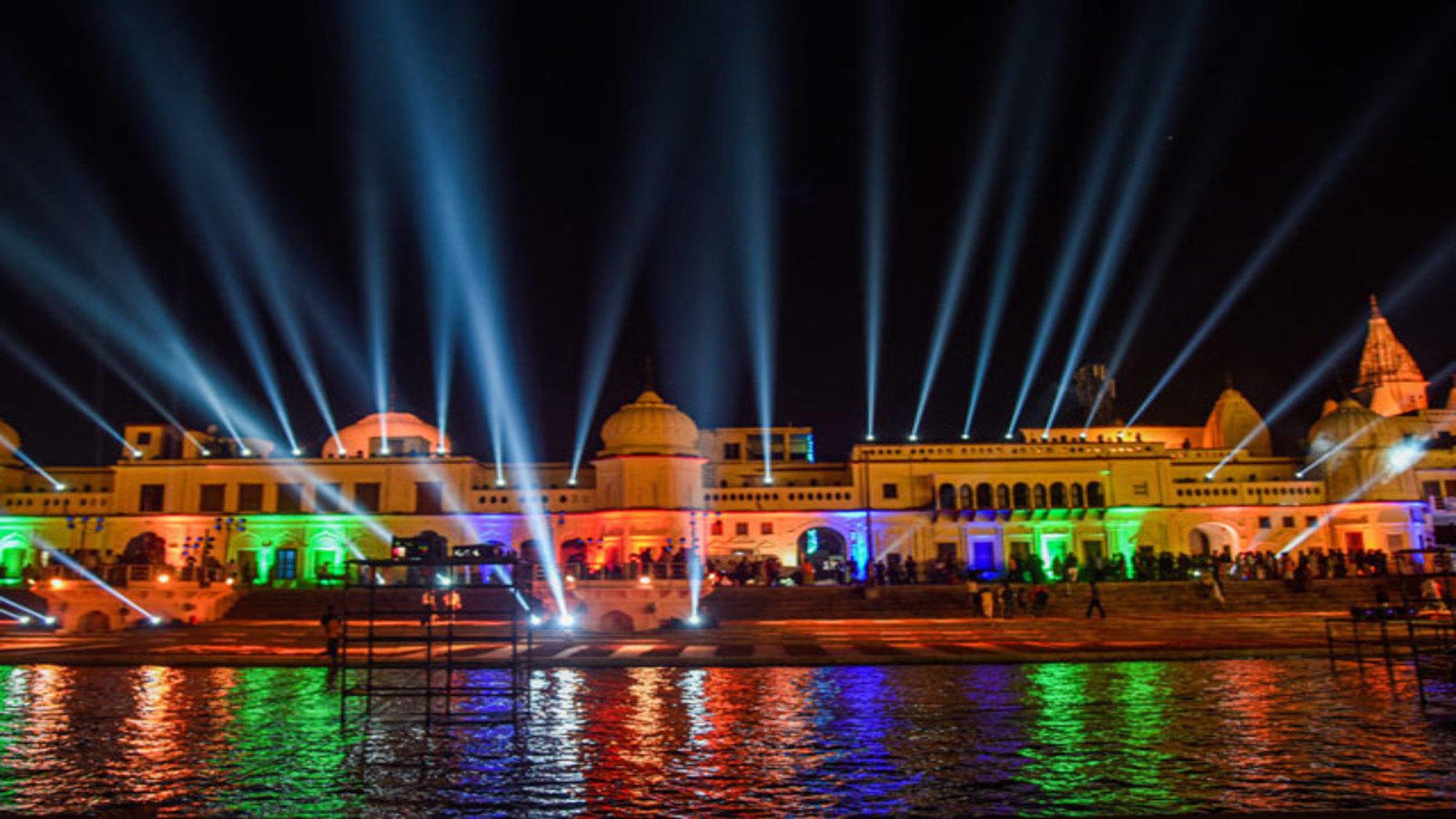 watch ayodhya bathes in glee lights ahead of deepotsav अयोध्या जी मार्गदर्शिका - Ayodhya Travel Guide
